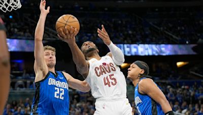 Cavs score only 29 second-half points in Game 4 vs. Magic, losing 112–89