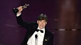 Premios Oscar 2024, la ceremonia en vivo: Oppenheimer, la mejor película del año