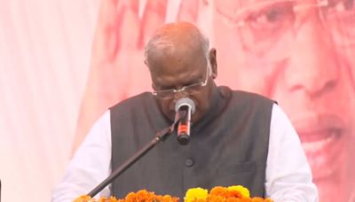 Video: Congress President Mallikarjun Kharge Faints While Addressing Election Rally In J-K's Kathua