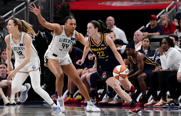 Caitlin Clark struggles in first home game, as Indiana Fever lose to New York Liberty, 102–66