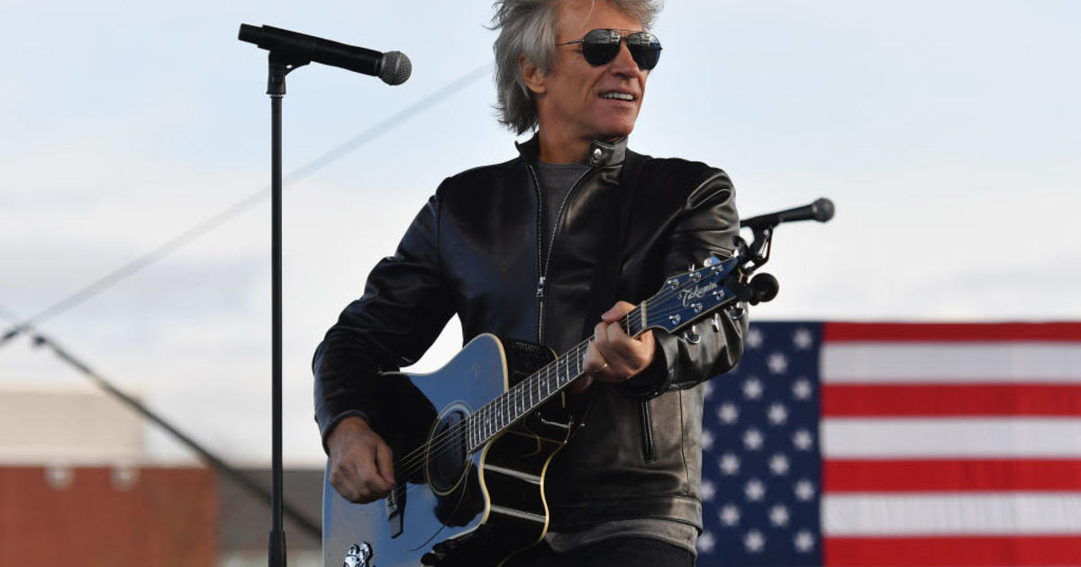 Jon Bon Jovi helps woman back from ledge on Nashville bridge