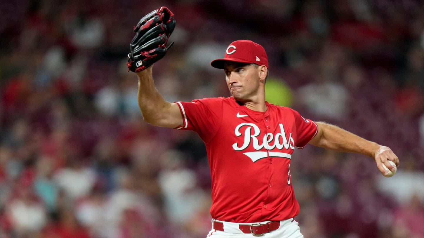 Report: New York Yankees Eyeing Possible Trade With Cincinnati Reds Ahead of Deadline