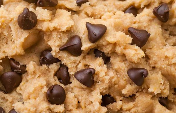 The Viral Recipe That Has Us Rushing to the Store to Buy Chocolate Chip Cookie Dough