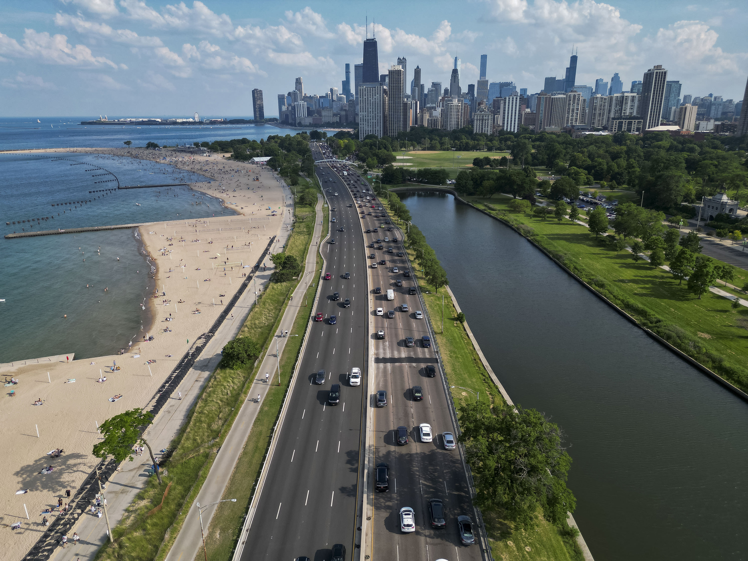 Chicago gets closer to a new north DuSable Lake Shore Drive with more park space