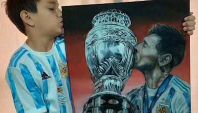 Increíble: el joven artista de 14 años que sorprendió a Messi ahora conquista París con sus retratos