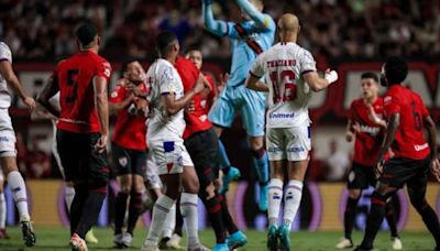 Bahia marca no fim e arranca empate fora de casa com Atlético-GO