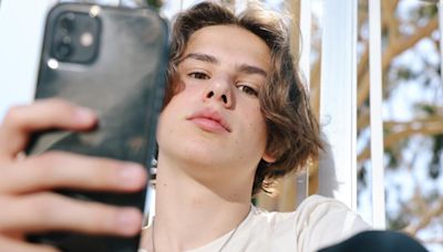 Students scoff at a school cellphone ban. Until they really begin to think about it