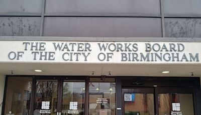 ‘Why are you on this board?’: Birmingham Water Works meeting erupts over lawsuit, dissent