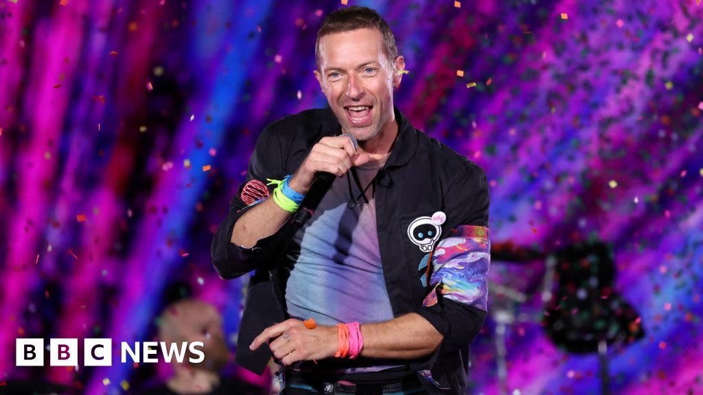 Coldplay perform new song about Luton at Big Weekend