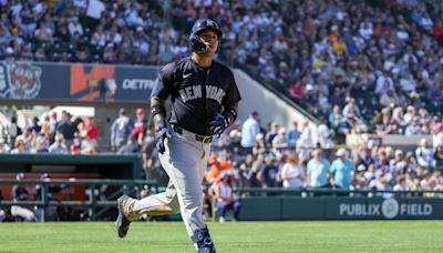 Yankees Promote Jorbit Vivas