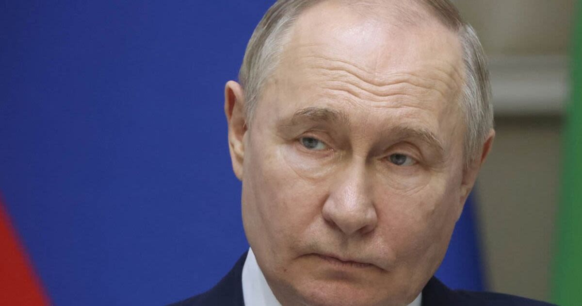 Putin plotting 'Cuban Missile Crisis 2' as Russia to surround US with nukes