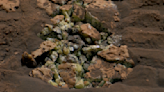 NASA’s Curiosity Rover finds yellow pure sulfur crystals on Mars