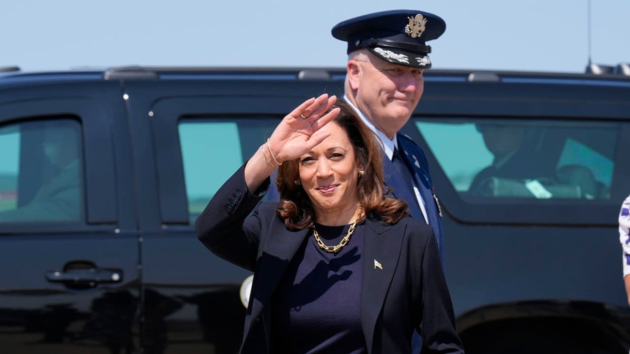 More than 100 GOP national security figures endorse Harris