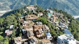 Nepal earthquake survivors wait to cremate bodies in remote areas: ‘Half my body was buried in debris’