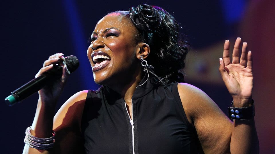 ‘American Idol’ pays tribute to Mandisa