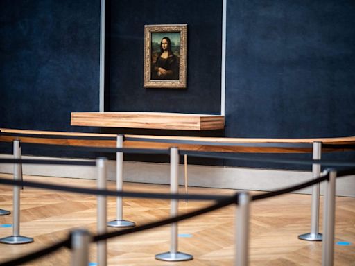 Why Does the Louvre Want to Give the Mona Lisa Her Own Room?