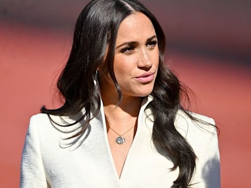 Meghan Markle's £1,350 dress is the epitome of autumn It-girl dressing