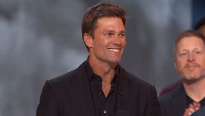 The 5 most awkward moments from Netflix's Tom Brady roast: Kim Kardashian booed, Gronk's glass smash