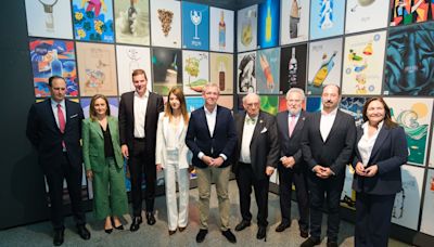 Dominik Jakubowski gana el primer premio de la Bienal Cartelismo Terras Gauda en Vigo