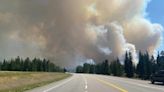 Jasper National Park wildfire evacuees told to take roundabout route back to Alberta | Globalnews.ca