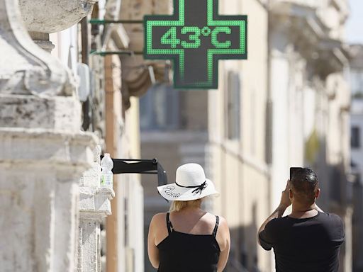 'It's hell outside': People warned to stay inside as heatwave suffocates central and southern Europe