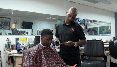 St. Pete barber encourages reading with free haircuts for kids