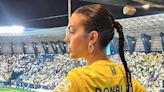 El look futbolero de Georgina Rodríguez y sus hijas, fans número uno de Cristiano ¡con trenzas XXL a juego!