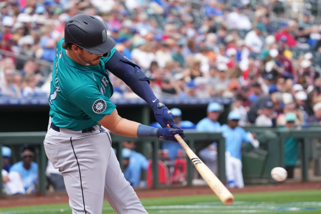 Brian Anderson, Michael Chavis Opt Out Of Minors Deals With Mariners