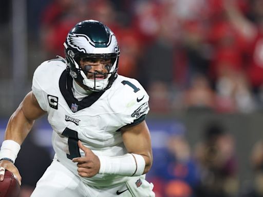 Eagles OC Kellen Moore Likes Jalen Hurts In Run Game