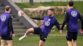 DFB-Trio macht Schulbesuche