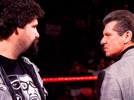 Mick Foley: 'No voy a dejar de apreciar a Vince McMahon hasta que se sepa más'