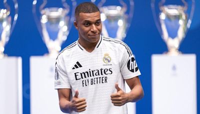 Predicting Kylian Mbappe's first season at Real Madrid: How many goals will he score? Will they win UCL?