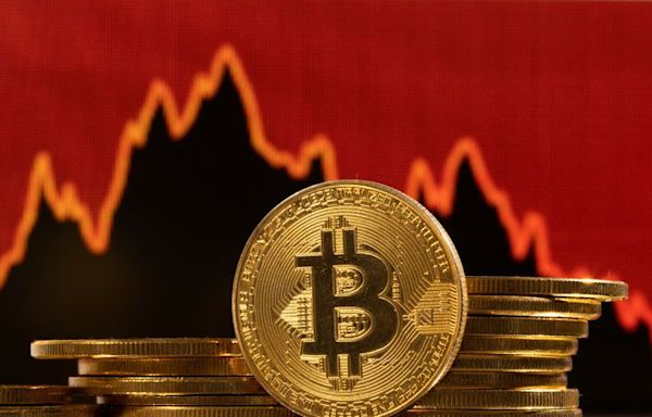 Bitcoin price today: down to $63k, set for weekly loss amid broader market rout By Investing.com