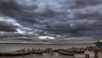 IMD alerts several districts in Bihar amid heavy rain, flash flood possibility