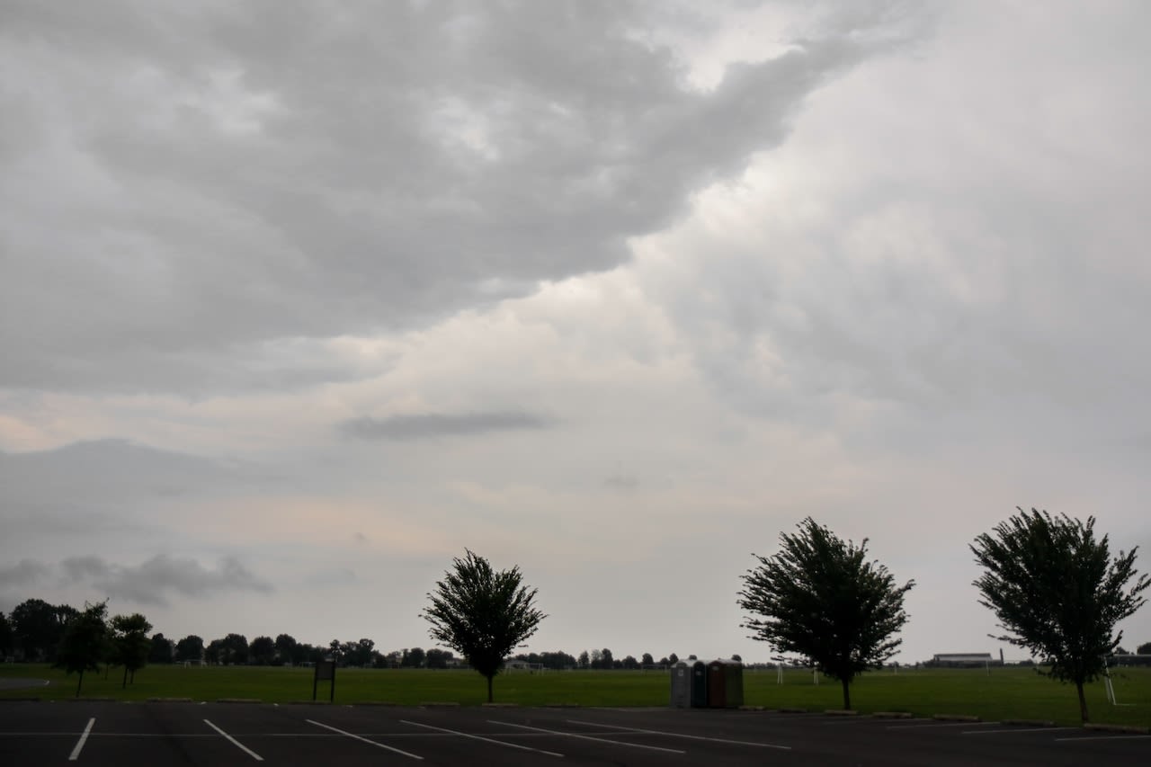 S.I. Mother’s Day forecast brings chance for ‘thundershower,’ ‘pea-sized hail’