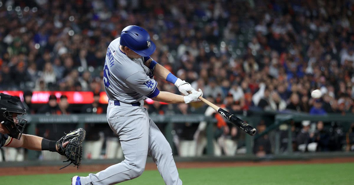 Will Smith lifts Dodgers to victory in extras over Giants