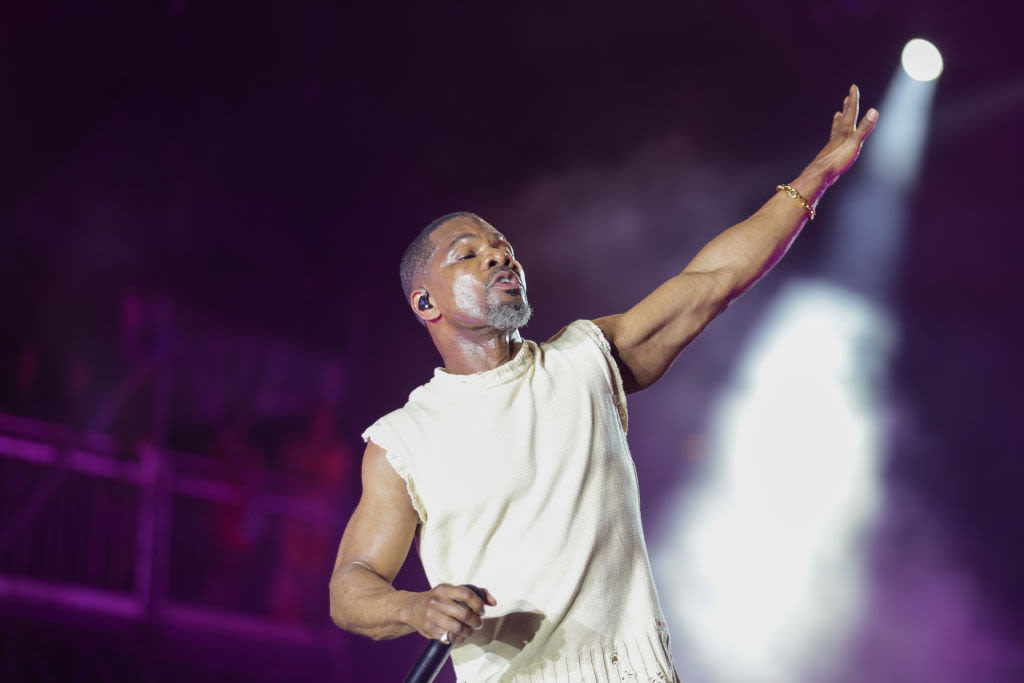 Jamaica Concertgoers Puzzled By Kirk Franklin's 'Crip Walk' For Christ