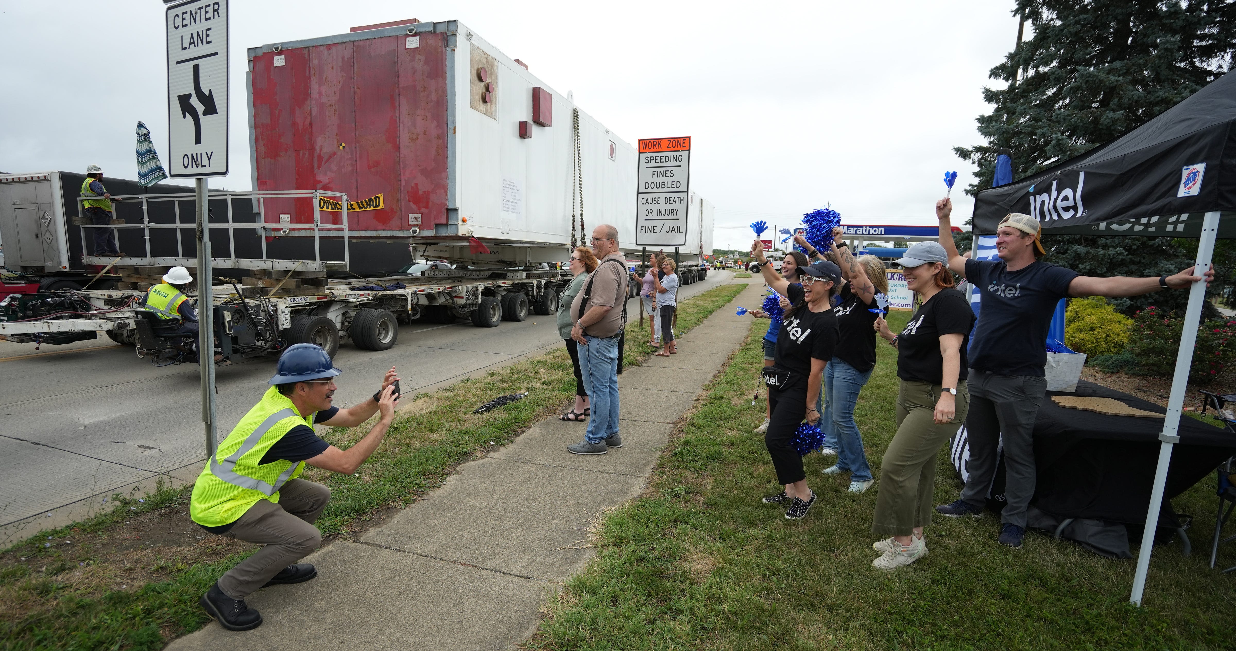 Sherrod Brown invests in renewable energy to help Ohio employment and environment