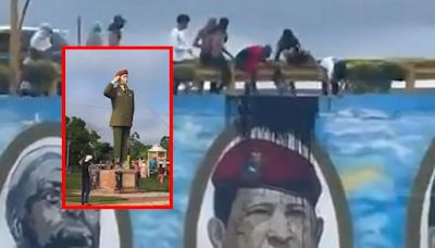 Tumban otra estatua de Hugo Chávez en Venezuela y dañan mural donde aparecía su rostro
