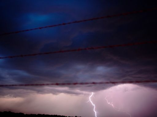 NWS issues tornado watches for multiple Kansas counties