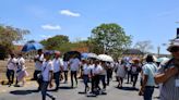 Maestros retiran el bloqueo del aeropuerto y la avenida, pero lanzan advertencia