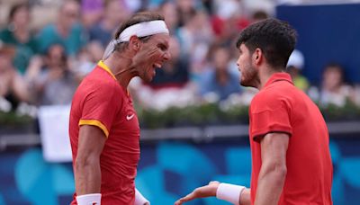 Nadal y Alcaraz sufren en París; a Cuartos en dobles