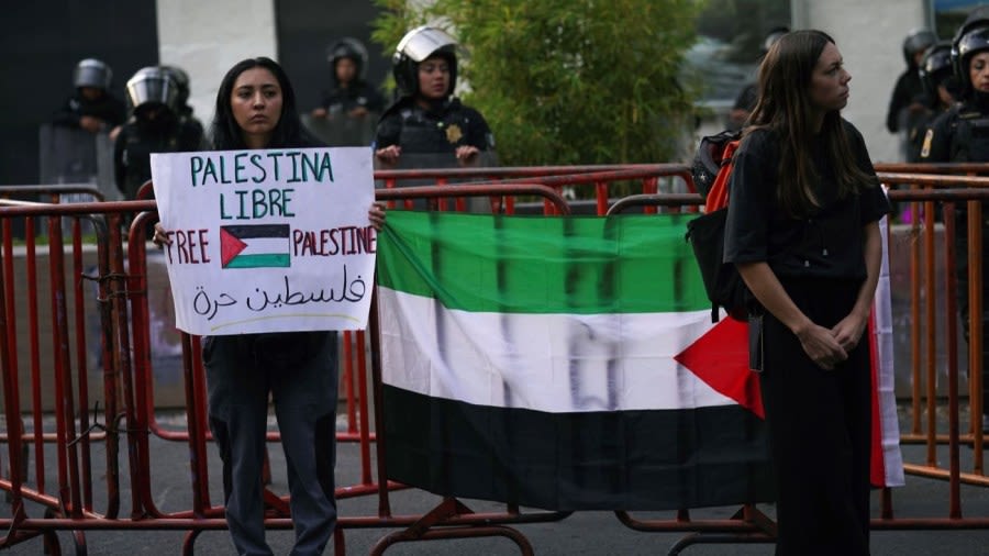 Clashes erupt outside Israeli Embassy in Mexico during protest over war in Gaza