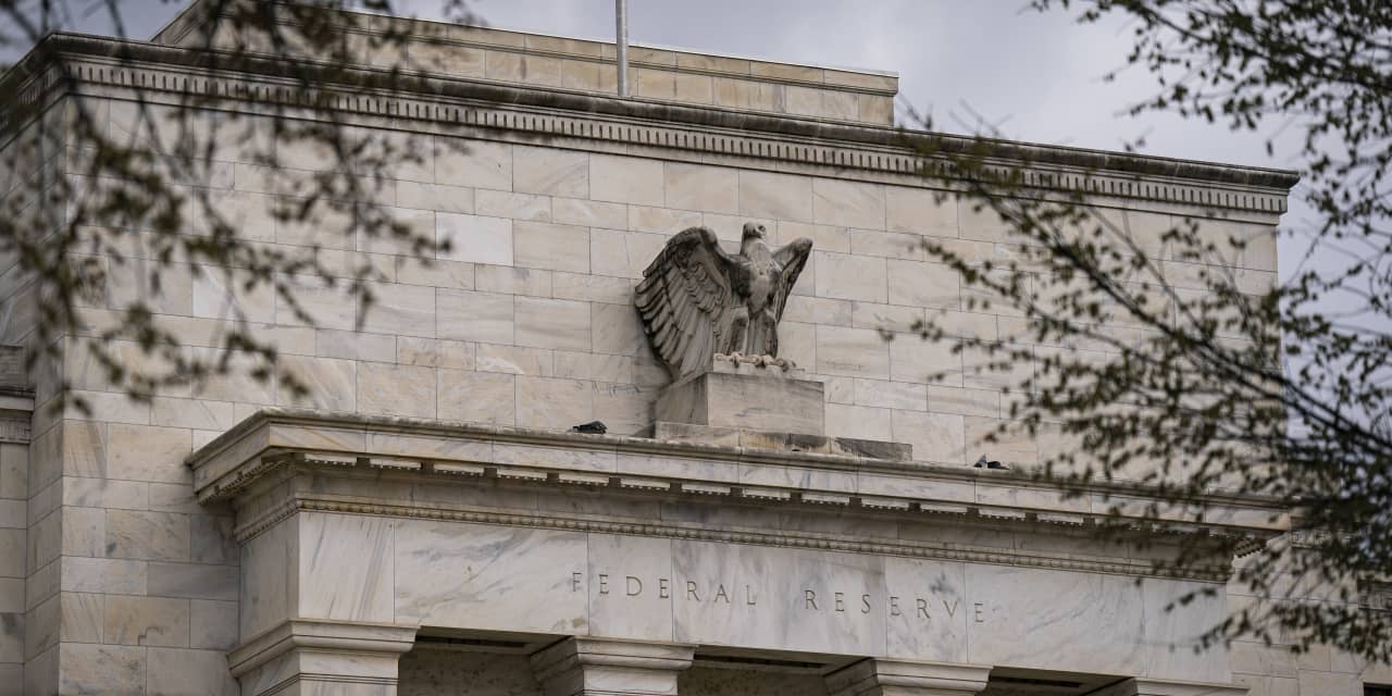 Fed Officials Are Talking About 3 Scenarios. Here’s What They Mean for Rates.