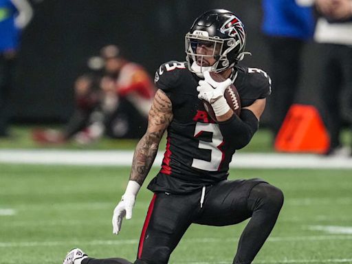 Atlanta Falcons Restructure Jessie Bates Contract; Have One Roster Spot to Fill