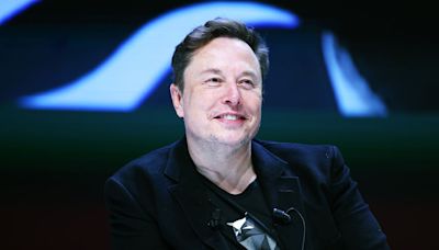 Elon Musk now denies he's donating $45 million a month to help Trump