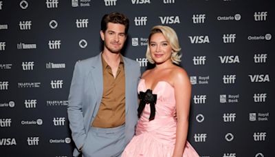 Andrew Garfield et Florence Pugh charment Toronto dans le nouveau film romantique "We Live in Time"