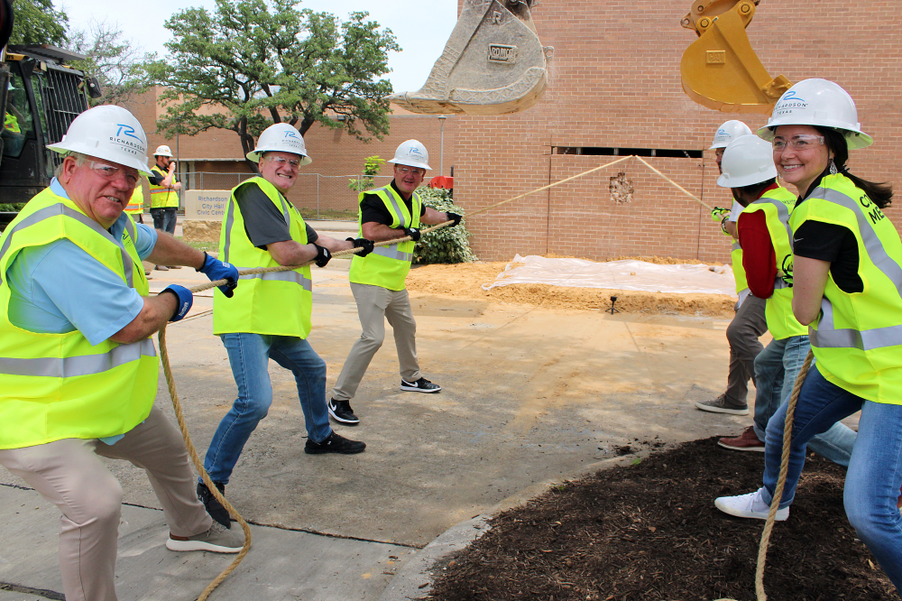 Richardson officials to spend $139.1M updating library, City Hall