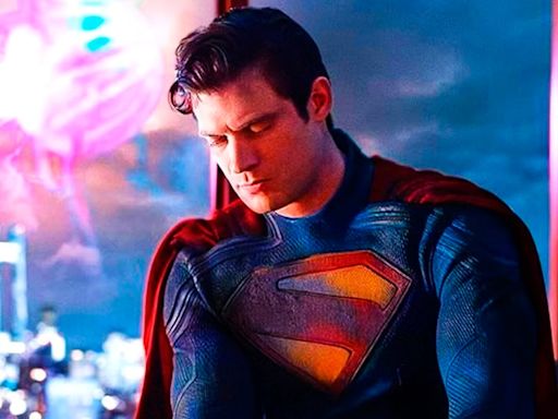 Nuevas imágenes de ‘Superman’ muestran la sede del Daily Planet y un guiño a Tim Drake/Robin