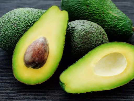 Why should you never throw avocado seeds? 5 Reasons to eat avocado seeds - Times of India